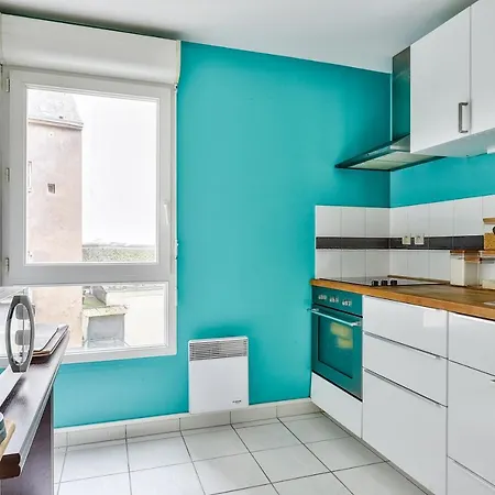 Spacious With Balcony **nantes** *